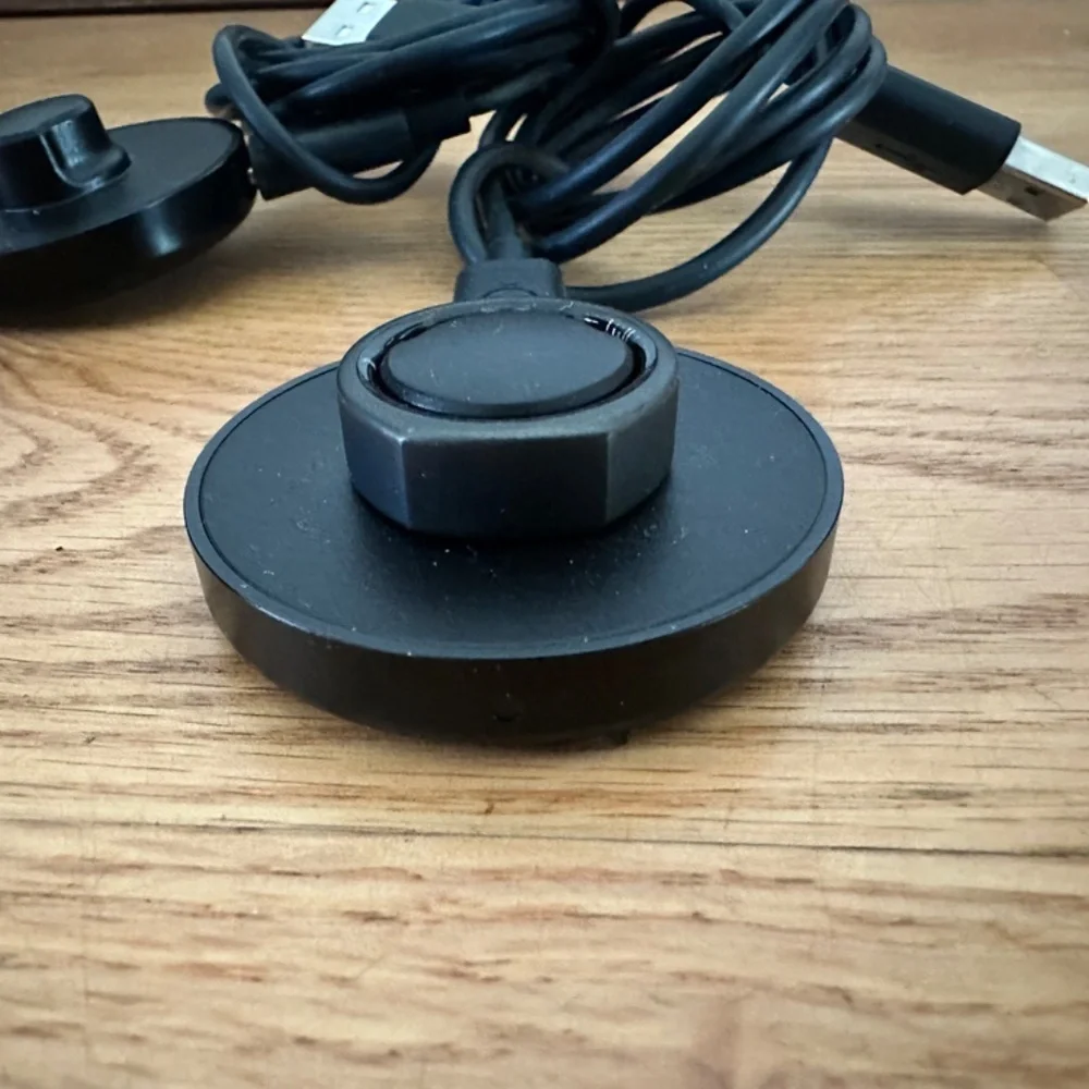 Oura Ring Gen 3 Heritage in Stealth (Size 8) - Picture 6 of 11